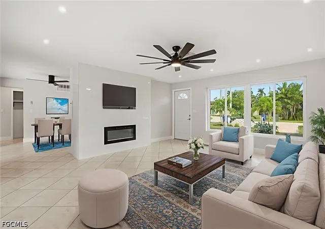 Photo 2 of Single family home for sale at 1560 Ricardo Ave, Fort Myers, FL 33901 | MLS# 2026029411 | Listing updated on 2026-08-17