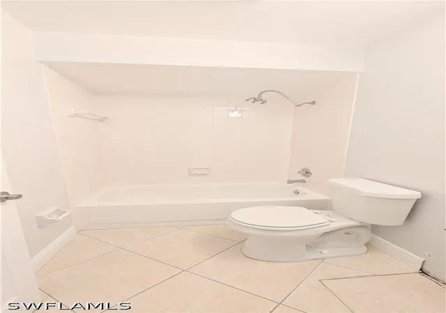 Photo 17 of Townhouse for sale at 13147 Hampshire Ct, Fort Myers, FL 33919 | MLS# 226025498 | Listing updated on 2026-10-07