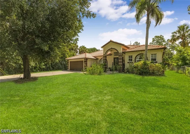 Photo 3 of Single family home for sale at 1030 21st Street SW, Naples, FL 34117 | MLS# 226025757 | Listing updated on 2026-08-24
