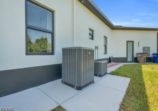 43rd image of 2500 2nd Street Sw, Lehigh Acres, FL 33976 | MLS# 2026029848