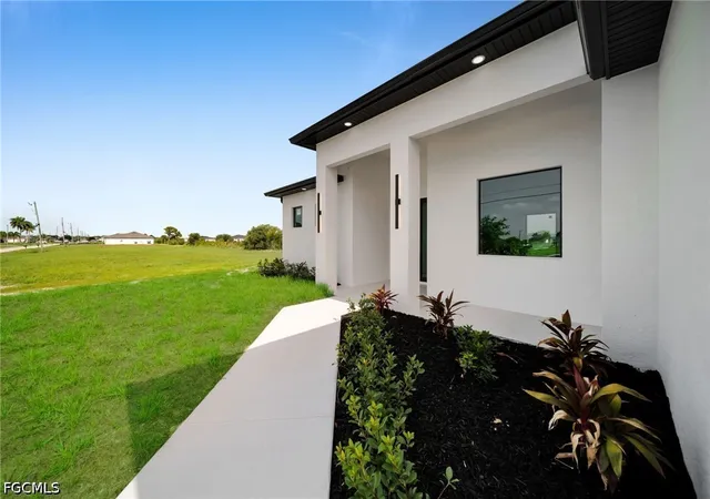 Photo 3 of Single family home for sale at 216 NE 25th Terrace, Cape Coral, FL 33909 | MLS# 2026029853 | Listing updated on 2026-08-20