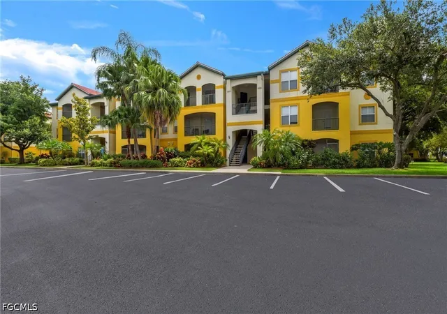 Photo 1 of Condo for sale at 11521 Villa Grand #913, Fort Myers, FL 33913 | MLS# 2026029915 | Listing updated on 2026-08-14