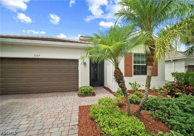 Photo 3 of Sale Pending at 3357 Hampton Blvd, Alva, FL 33920 | MLS# 2026029983 | Listing updated on 2026-08-24