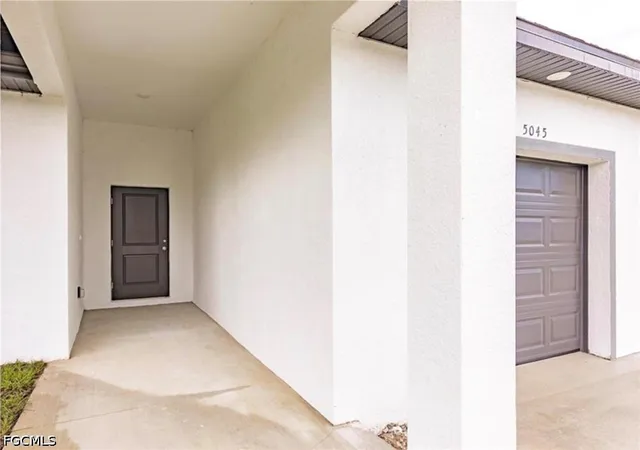 4th image of 5045-5047 Locke Ln, Lehigh Acres, FL 33973 | MLS# 2026030081