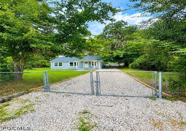 Photo 27 of Single family home for sale at 6019 Anderson Rd, Jacksonville, FL 32244 | MLS# 2026030190 | Listing updated on 2026-08-30