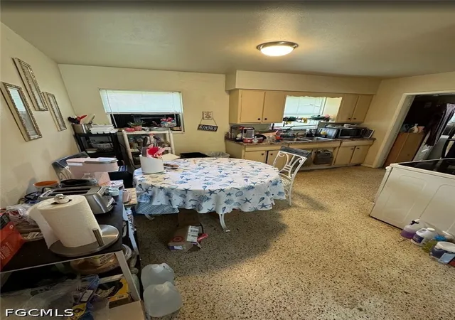 Photo 2 of Single family home for sale at 105 William St, Fort Myers, FL 33916 | MLS# 2026030238 | Listing updated on 2026-08-22