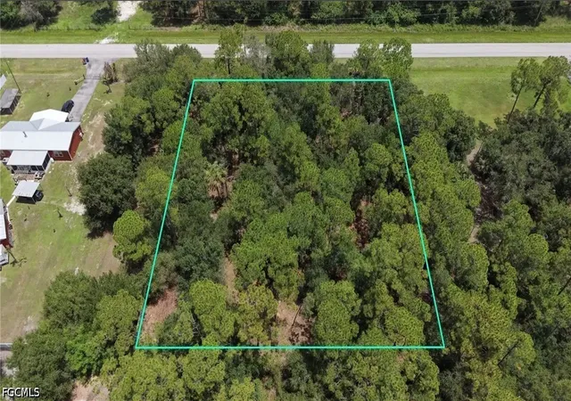 Photo 3 of Land for sale at 824 Woodland Blvd, Clewiston, FL 33440 | MLS# 2026030427 | Listing updated on 2026-08-20