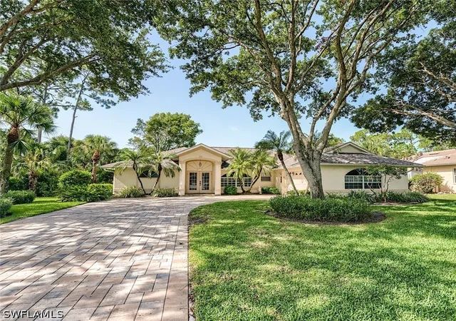 Photo 2 of Sale Pending at 2059 Imperial Cir, Naples, FL 34110 | MLS# 226024807 | Listing updated on 2026-08-22