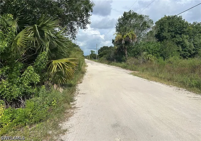 Photo 3 of Sale Pending at 1070 Limpkin Rd, Naples, FL 34120 | MLS# 226026253 | Listing updated on 2026-08-20