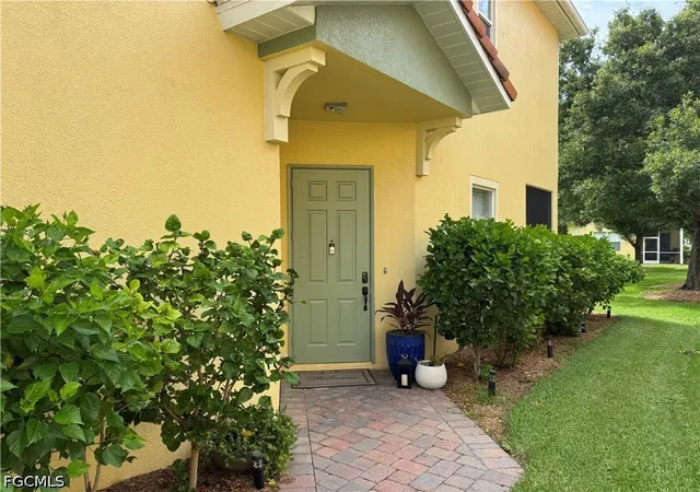 Photo 3 of Townhouse for sale at 9815 Solera Cvs Pointe #106, Fort Myers, FL 33908 | MLS# 2026030535 | Listing updated on 2026-08-17