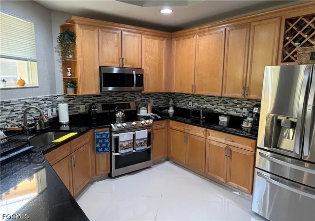 Photo 4 of Townhouse for sale at 9815 Solera Cvs Pointe #106, Fort Myers, FL 33908 | MLS# 2026030535 | Listing updated on 2026-08-17