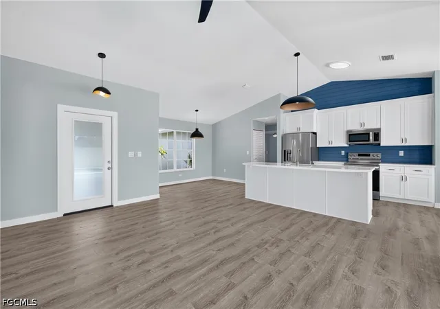 Photo 4 of Sale Pending at 15579 Spring Line Ln, Fort Myers, FL 33905 | MLS# 2026030723 | Listing updated on 2026-08-25