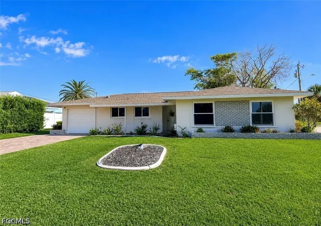 Photo 1 of Single family home for sale at 217 Se 40th Street, Cape Coral, FL 33904 | MLS# 2026030745 | Listing updated on 2026-08-21