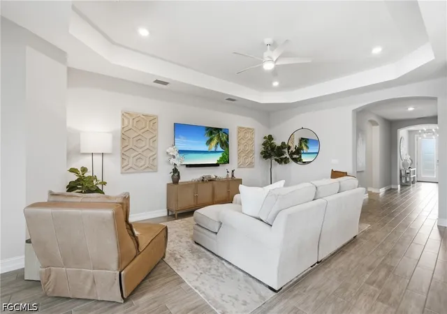 Photo 3 of Sale Pending at 28033 Captiva Shell Loop, Bonita Springs, FL 34135 | MLS# 2026030766 | Listing updated on 2026-08-15