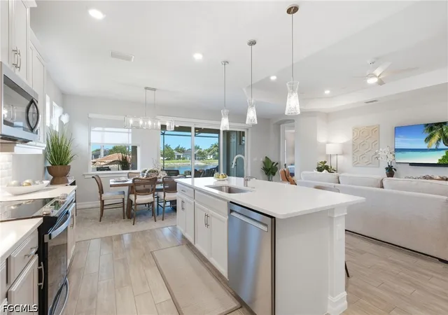 Photo 4 of Sale Pending at 28033 Captiva Shell Loop, Bonita Springs, FL 34135 | MLS# 2026030766 | Listing updated on 2026-08-15