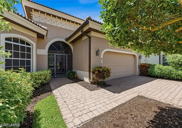 Photo 3 of Sale Pending at 6168 Dogleg Dr, Naples, FL 34113 | MLS# 226026549 | Listing updated on 2026-08-21