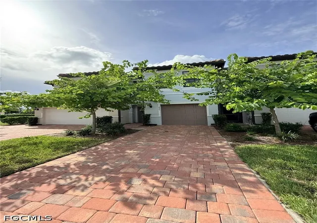 Photo 1 of Townhouse for sale at 1425 Weeping Willow Ct, Cape Coral, FL 33909 | MLS# 2026030818 | Listing updated on 2026-08-23