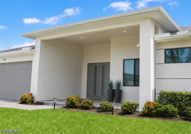 Photo 2 of Sale Pending at 2019 Sw 28th Lane, Cape Coral, FL 33914 | MLS# 2026030822 | Listing updated on 2026-08-23