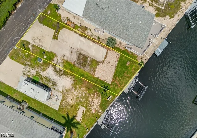 Photo 2 of Land for sale at 8 Galleon Way, Fort Myers Beach, FL 33931 | MLS# 2026030954 | Listing updated on 2026-08-13