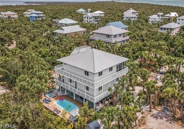Photo 1 of Single family home for sale at 4490 Oyster Shell Dr, Captiva, FL 33924 | MLS# 2026030979 | Listing updated on 2026-08-24