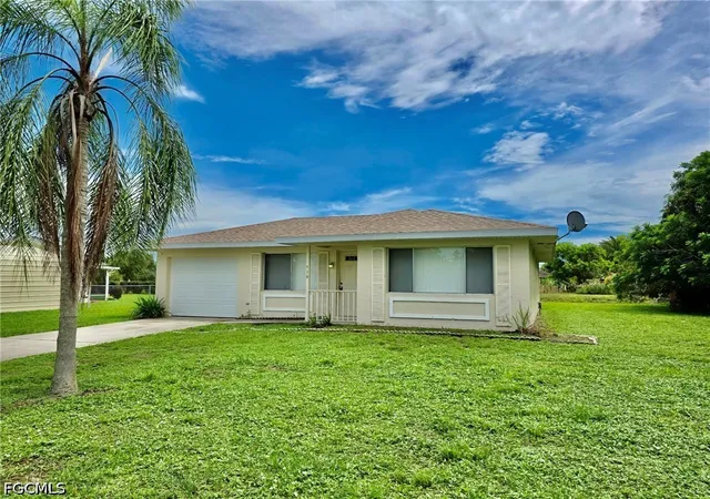 Photo 1 of Sale Pending at 516 Parkside St, Lehigh Acres, FL 33936 | MLS# 2026031036 | Listing updated on 2026-08-14