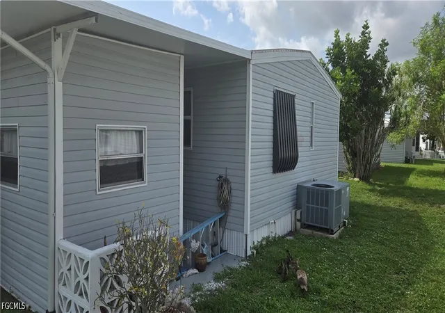 Photo 2 of Sale Pending at 547 Palmer Blvd, North Fort Myers, FL 33903 | MLS# 2026031093 | Listing updated on 2026-08-27