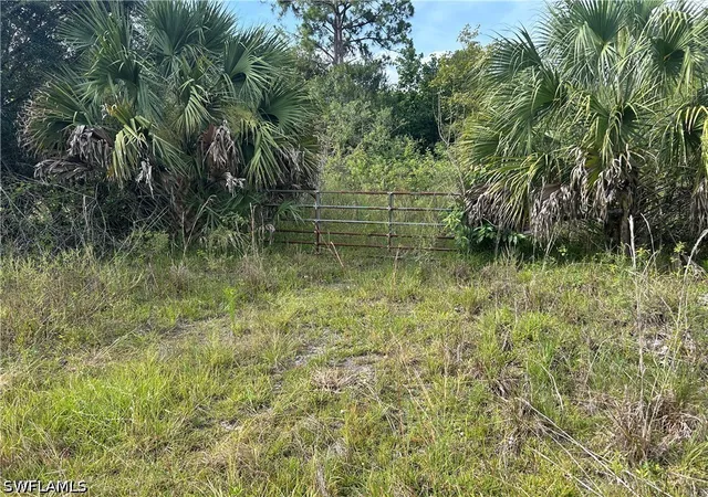 Photo 4 of Sale Pending at 1020 Limpkin Rd, Naples, FL 34120 | MLS# 226026496 | Listing updated on 2026-08-20