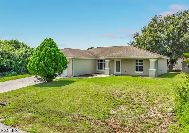 5th image of 3027 38th Street SW, Lehigh Acres, FL 33976 | MLS# 2026031266