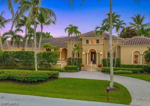 Photo 3 of Single family home for sale at 550 21st Avenue S, Naples, FL 34102 | MLS# 226026963 | Listing updated on 2026-08-16