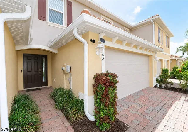 Photo 2 of Townhouse for sale at 3763 Crofton Ct, Fort Myers, FL 33916 | MLS# 226026347 | Listing updated on 2026-08-30