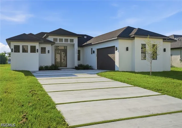 Photo 4 of Single family home for sale at 2305 SW 15th Place, Cape Coral, FL 33991 | MLS# 2026031501 | Listing updated on 2026-08-18