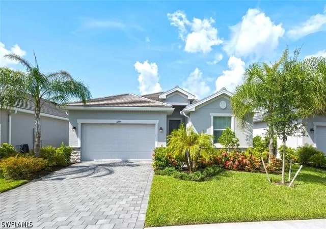 Photo 1 of Single family home for sale at 2294 Avocado Ln, Naples, FL 34120 | MLS# 226027017 | Listing updated on 2026-10-04