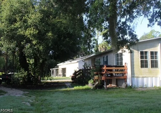 Photo 4 of Manufactured home for sale at 5460 Jackson Rd, Fort Myers, FL 33905 | MLS# 2026031608 | Listing updated on 2026-08-24