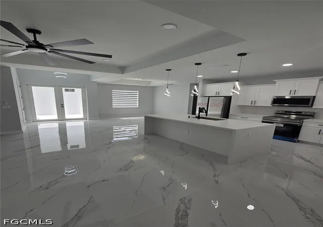 Photo 3 of Sale Pending at 914 5th Avenue, Lehigh Acres, FL 33972 | MLS# 2026031789 | Listing updated on 2026-08-22