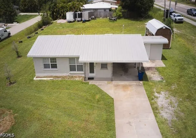 Photo 1 of Sale Pending at 1637 Piney Rd, North Fort Myers, FL 33903 | MLS# 2026031822 | Listing updated on 2026-08-20