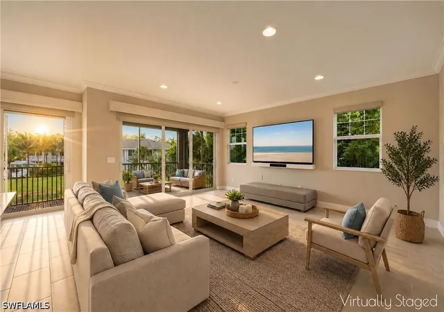 Listing Photo 4 - Condo for sale in building located at 6966 Avalon Cir, Naples, FL 34112 - Unit #908