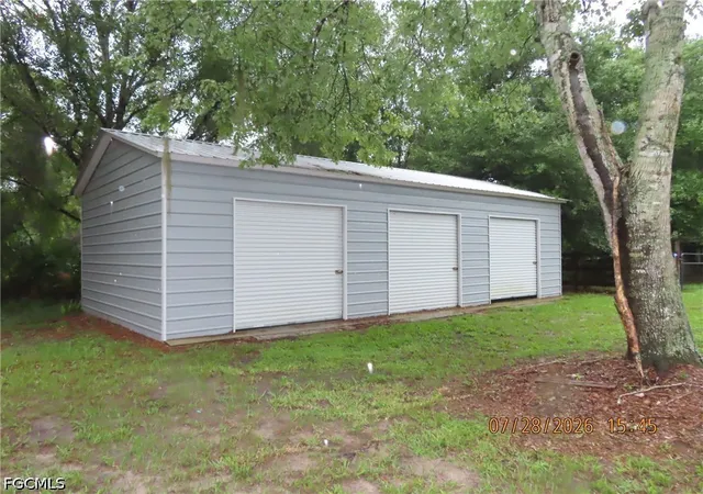 Photo 2 of Sale Pending at 1701 Se Walston Ave, Arcadia, FL 34266 | MLS# 2026031836 | Listing updated on 2026-08-26