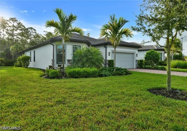 Photo 4 of Sale Pending at 6820 Winding Cypress Dr, Naples, FL 34114 | MLS# 226027255 | Listing updated on 2026-08-28