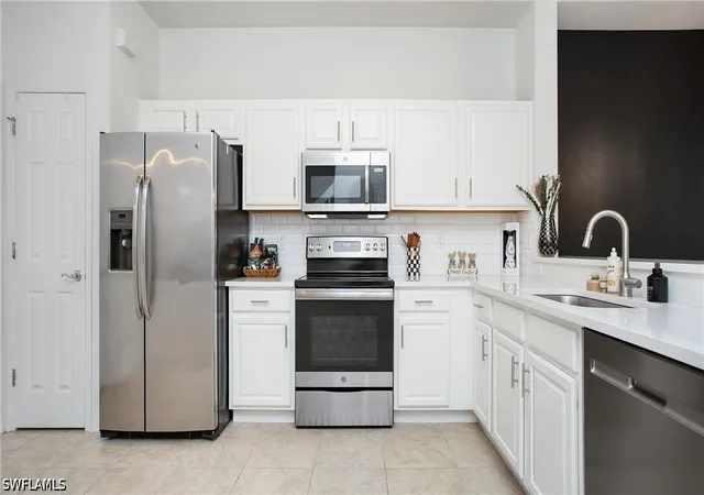 Photo 4 of Townhouse for sale at 16242 Ravina Way #85, Naples, FL 34110 | MLS# 226027396 | Listing updated on 2026-08-16