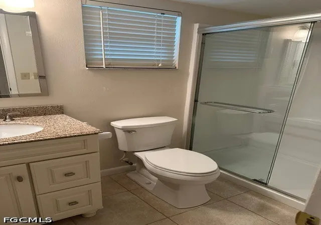 Photo 4 of Condo for sale at 1518 Edgewater Cir #2A, Fort Myers, FL 33919 | MLS# 2026031932 | Listing updated on 2026-08-25