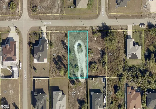 5th image of 3215 32nd Street Sw, Lehigh Acres, FL 33976 | MLS# 2026031988