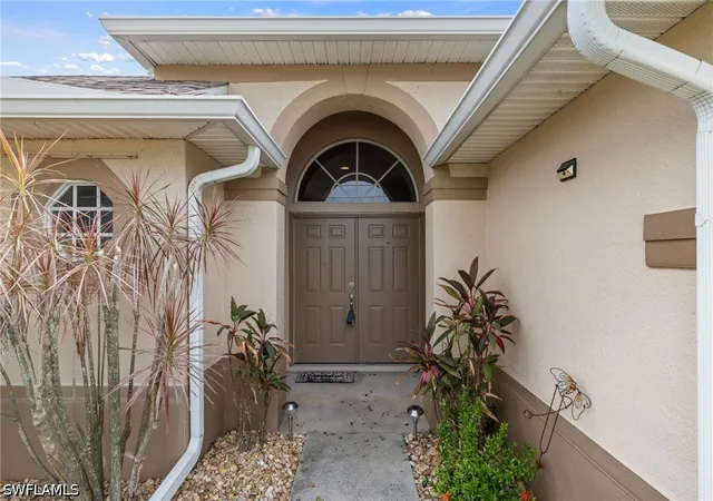 Photo 2 of Sale Pending at 932 Sw 4th Avenue, Cape Coral, FL 33991 | MLS# 226027304 | Listing updated on 2026-08-22