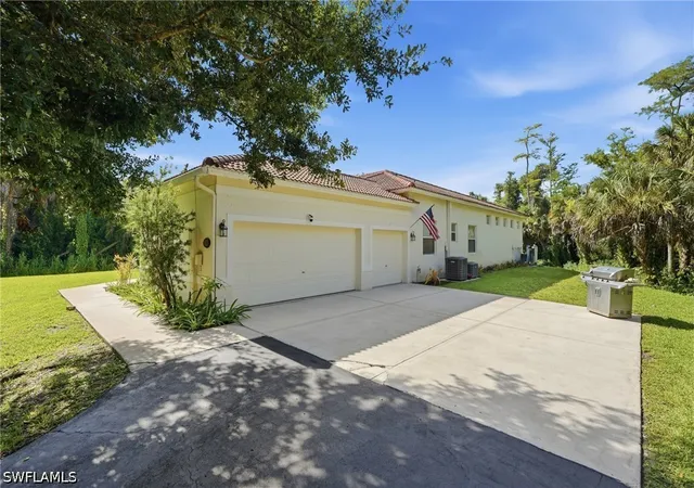 Photo 2 of Single family home for sale at 390 12th Avenue Nw, Naples, FL 34120 | MLS# 226027096 | Listing updated on 2026-08-16