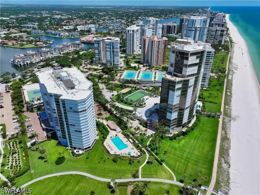 Listing Photo 47 - Condo for sale in 4401 Gulf Shore Blvd N located at 4401 Gulf Shore Blvd N, Naples, FL 34103 - Unit #1708