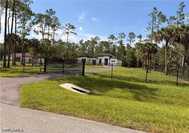 Photo 2 of Sale Pending at 3359 6th Avenue Se, Naples, FL 34117 | MLS# 226027512 | Listing updated on 2026-08-30