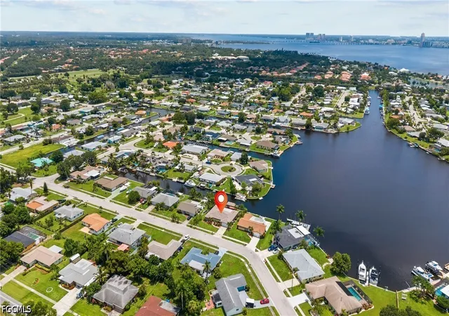 Photo 1 of Sale Pending at 4536 Vinsetta Ave, North Fort Myers, FL 33903 | MLS# 2026032106 | Listing updated on 2026-08-25