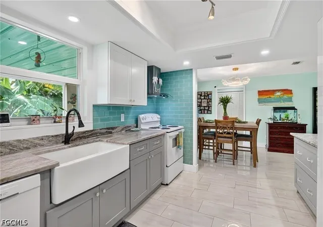 Photo 3 of Single family home for sale at 4638 Vinsetta Ave, North Fort Myers, FL 33903 | MLS# 2026032164 | Listing updated on 2026-10-02