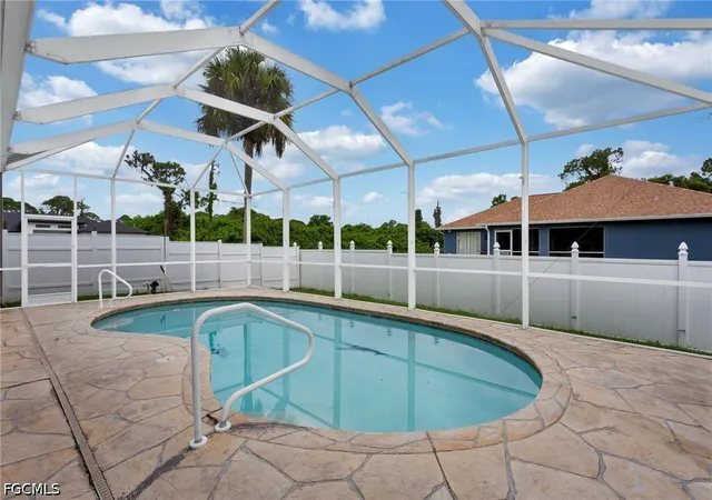 Photo 2 of Single family home for sale at 3705 Kilarney St, Fort Myers, FL 33905 | MLS# 2026032336 | Listing updated on 2026-08-12