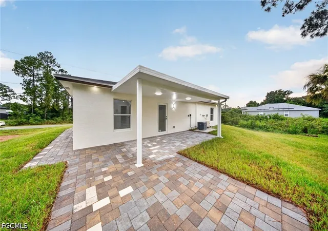 Photo 3 of Single family home for sale at 851 Calumet St E, Lehigh Acres, FL 33974 | MLS# 2026032445 | Listing updated on 2026-08-22
