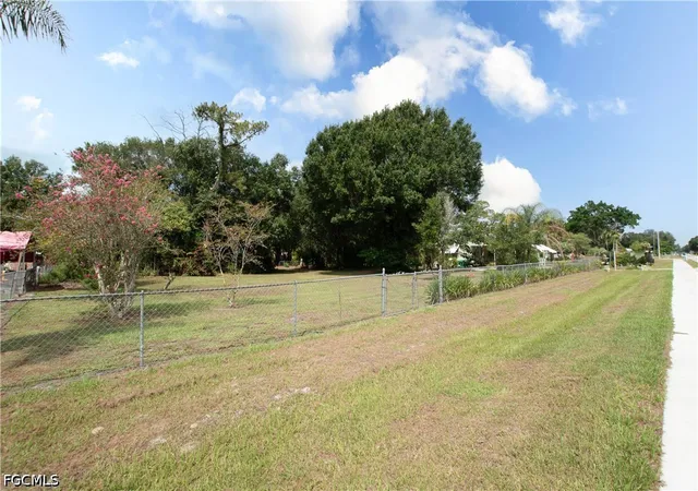 Photo 3 of Sale Pending at Jefferson Ave W, Immokalee, FL 34142 | MLS# 2026032473 | Listing updated on 2026-08-26